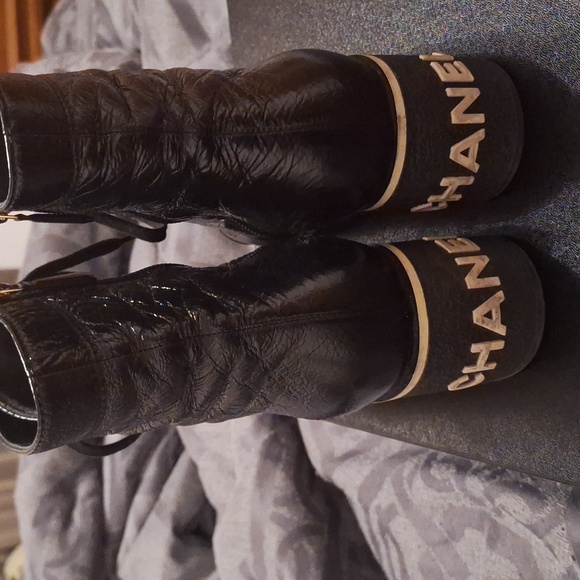 CHANEL Lace up Boots - Picture 4 of 16